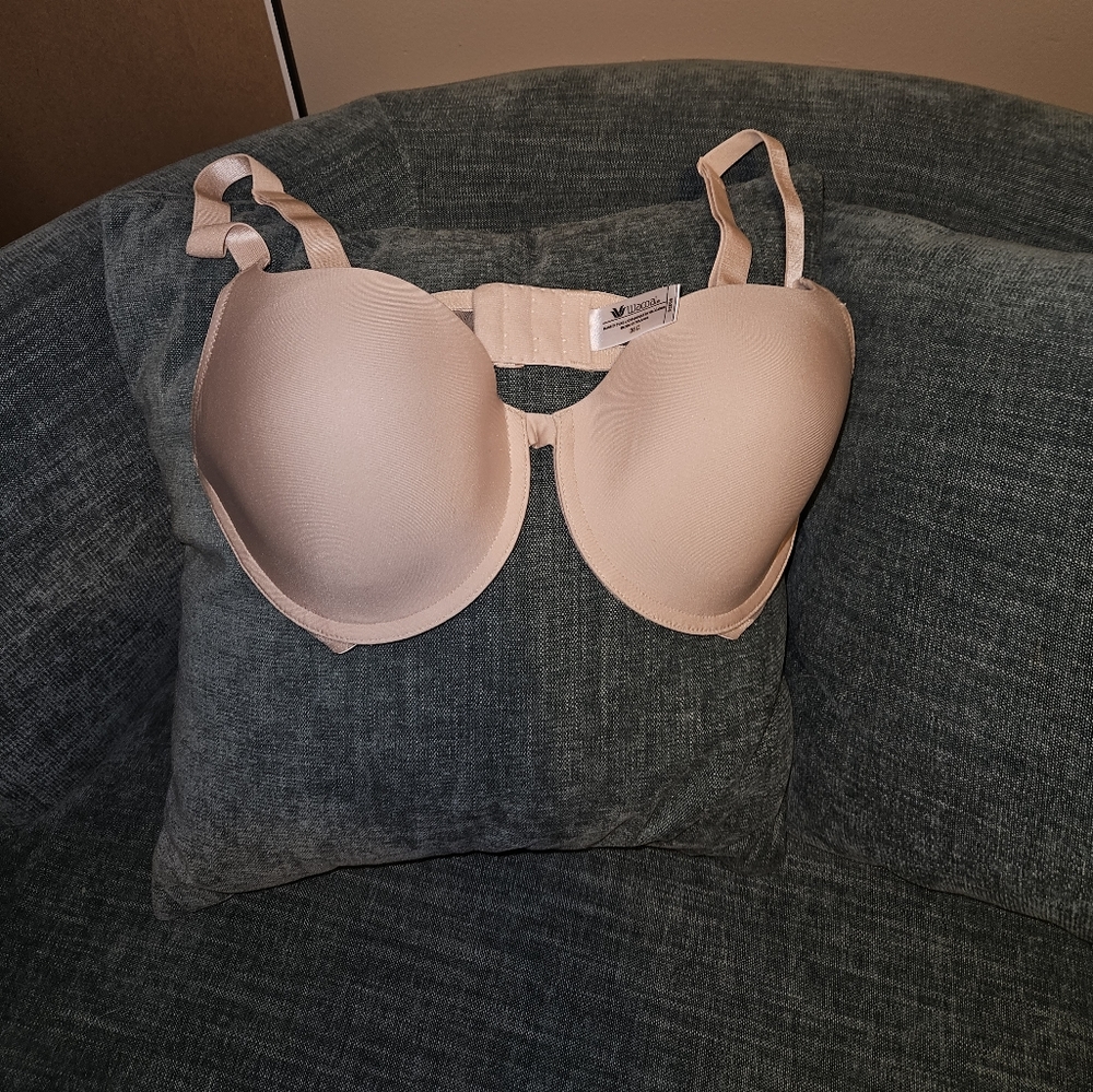 Wacoal Bra in EUC 36D
